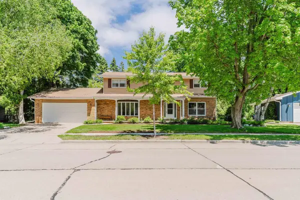 1040 MARICOPA DRIVE, Oshkosh, WI 54904