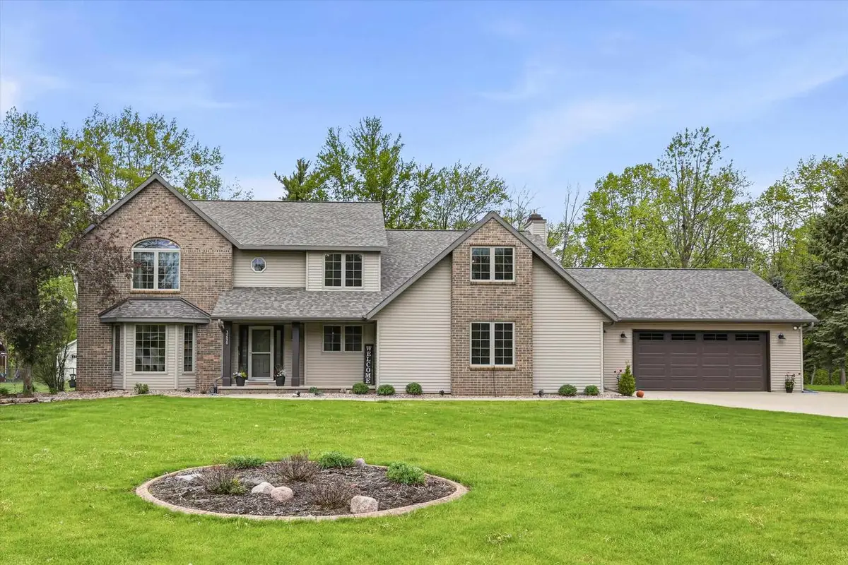 3296 PIONEER DRIVE, Green Bay, WI 54313 - #1