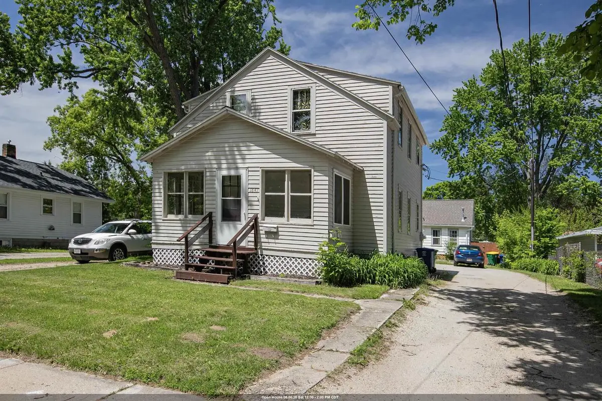 1841 OAKDALE AVENUE, Green Bay, WI 54302 - #1