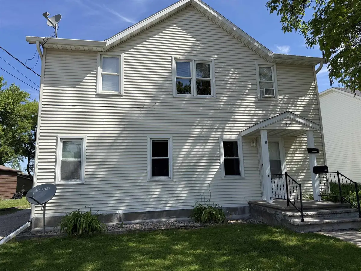 417 CAROLINE STREET, Neenah, WI 54956 - #1