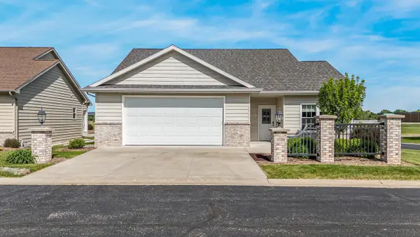 3758 N WAYSIDE LANE, Appleton, WI 54913