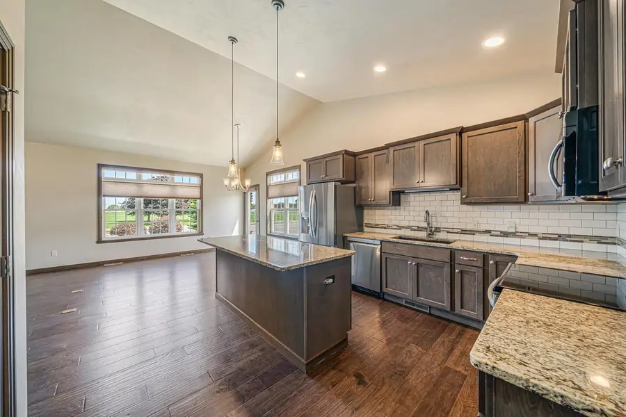 3758 N WAYSIDE LANE, Appleton, WI 54913 - #3