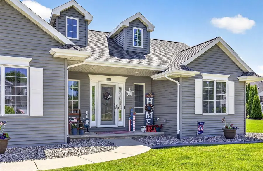 1795 GATEWAY MEADOWS LANE, Neenah, WI 54956 - #3