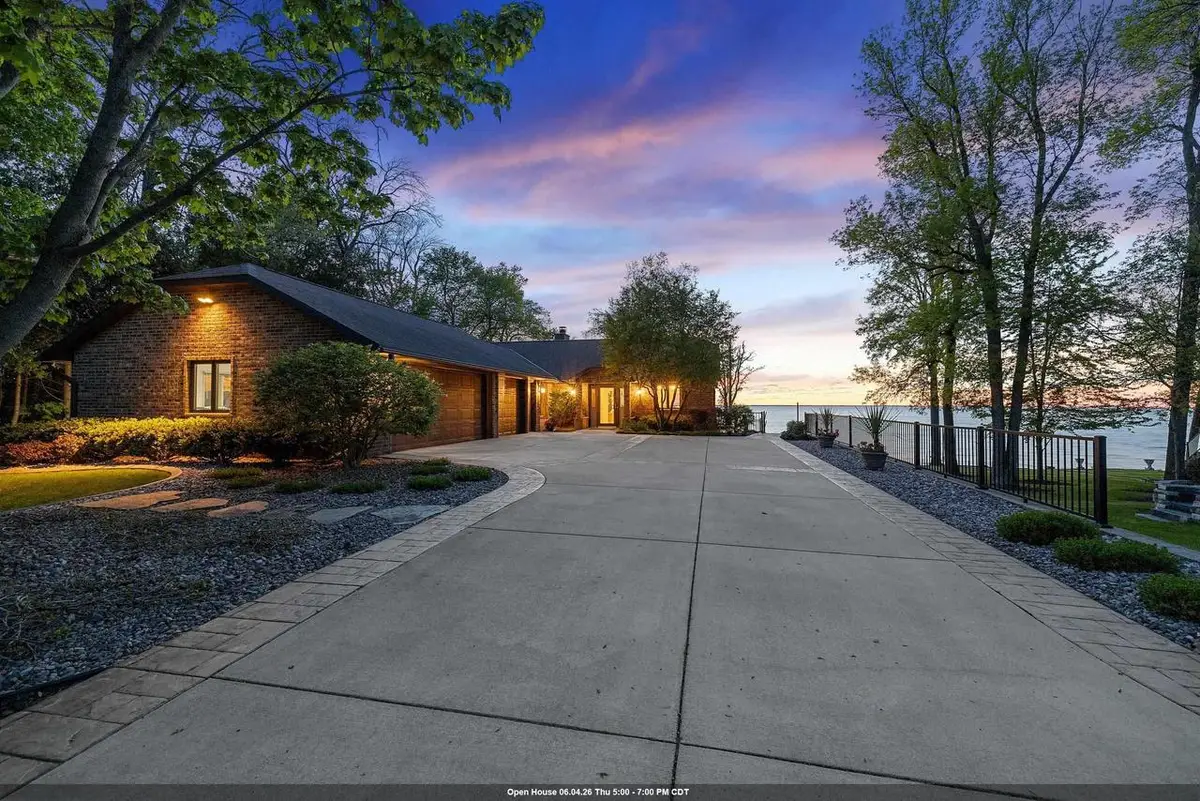 5035 EDGEWATER BEACH ROAD, Green Bay, WI 54311 - #1
