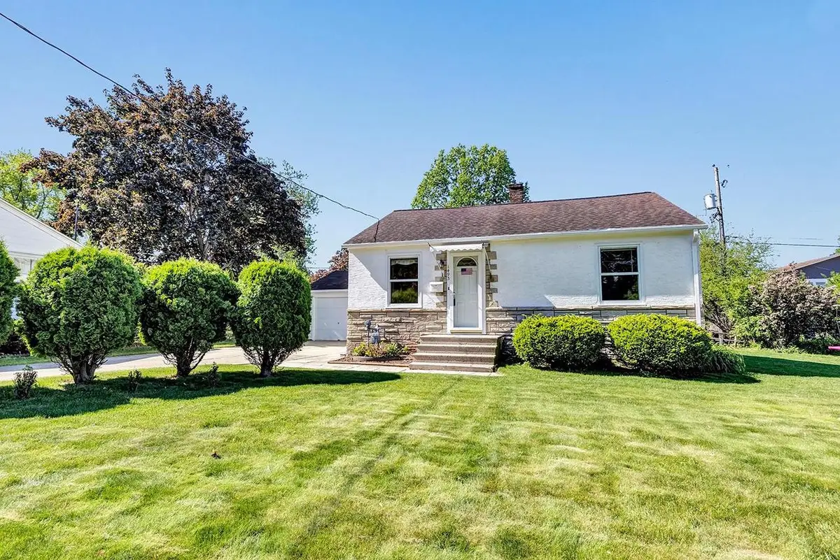 1493 9TH STREET, Green Bay, WI 54304 - #1