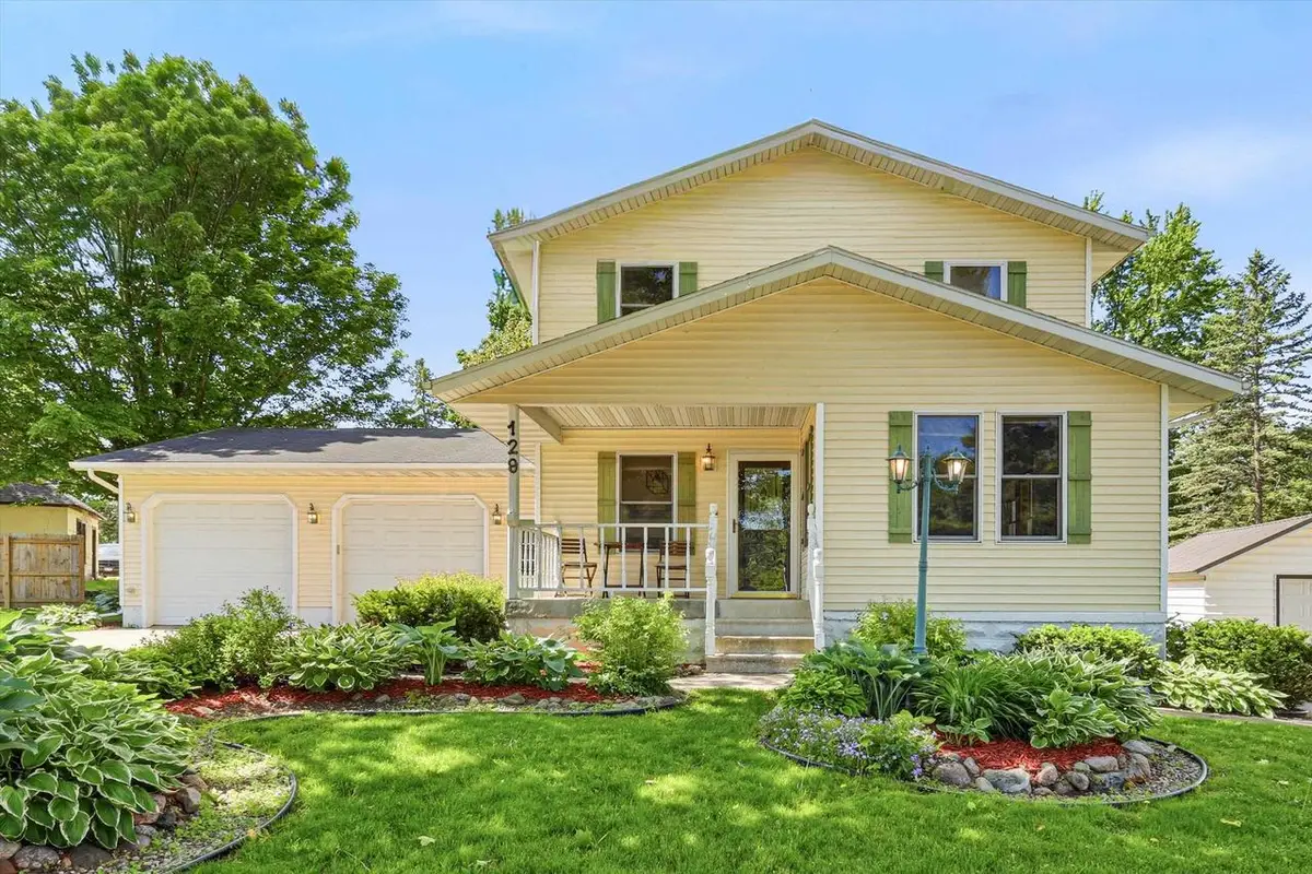129 N PARKVIEW AVENUE, Marion, WI 54950 - #1