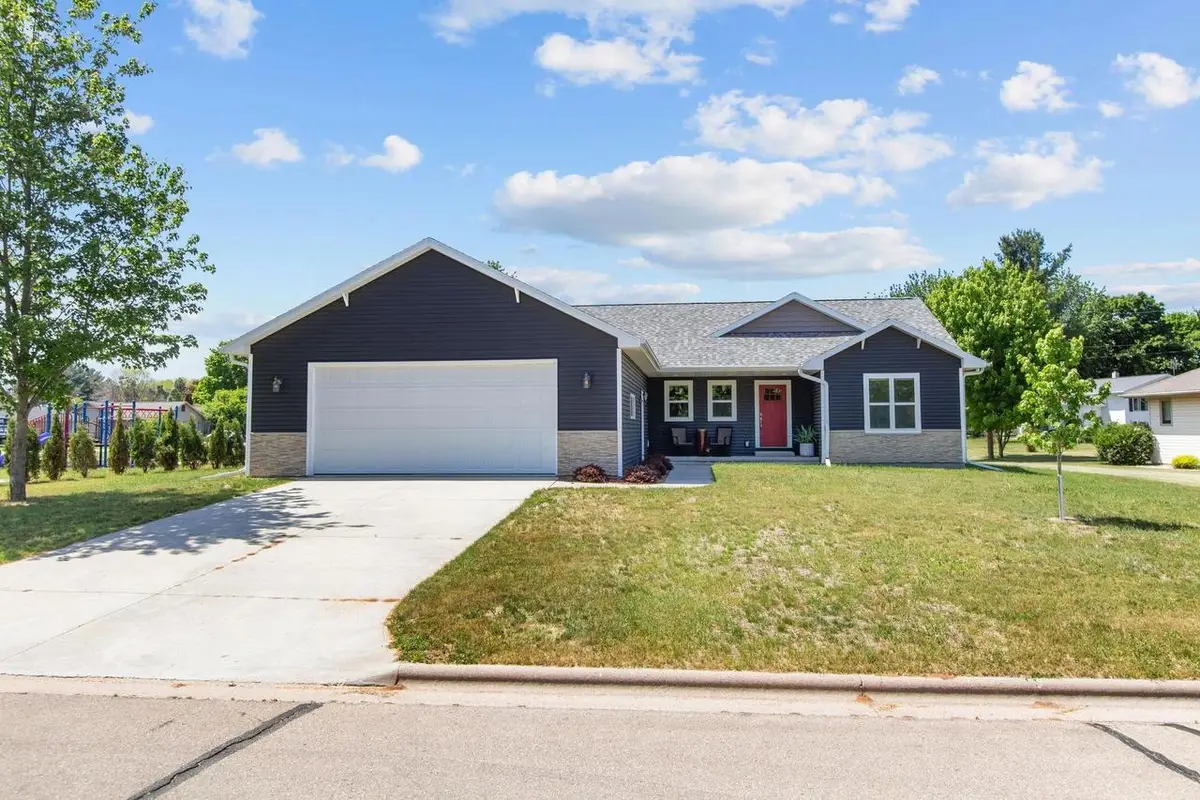 65 SHORE DRIVE, Clintonville, WI 54929 - #1