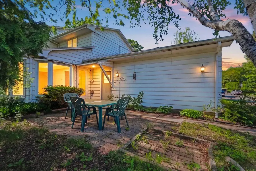 120 IROQUOIS AVENUE, Green Bay, WI 54301 - #2