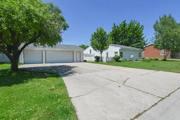 1395 WESTERN AVENUE, Green Bay, WI 54303