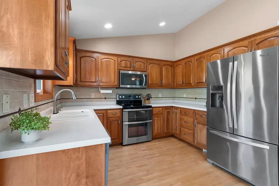 3054 SEAFARER WAY, Suamico, WI 54173 - #3