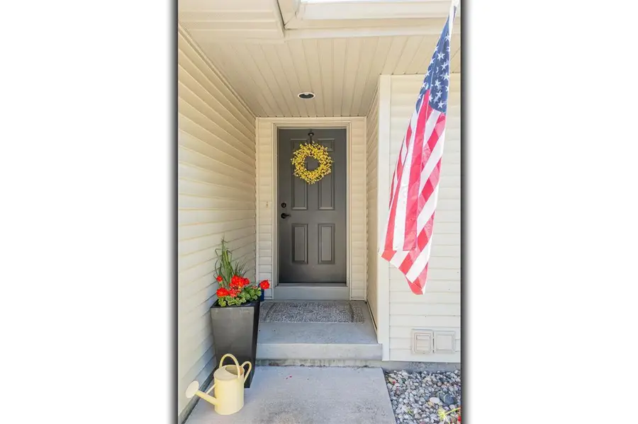 1504 SMITH STREET, New London, WI 54961 - #2