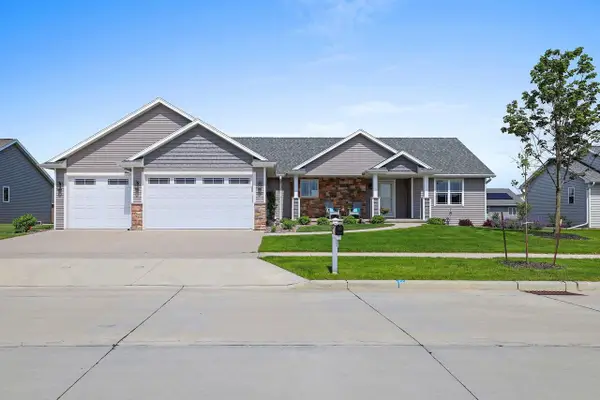 5560 N PROVIDENCE AVENUE, Appleton, WI 54913