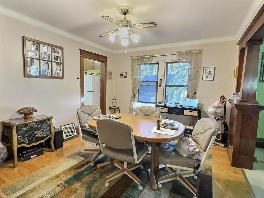 611 E PARKWAY AVENUE, Oshkosh, WI 54901 - #3