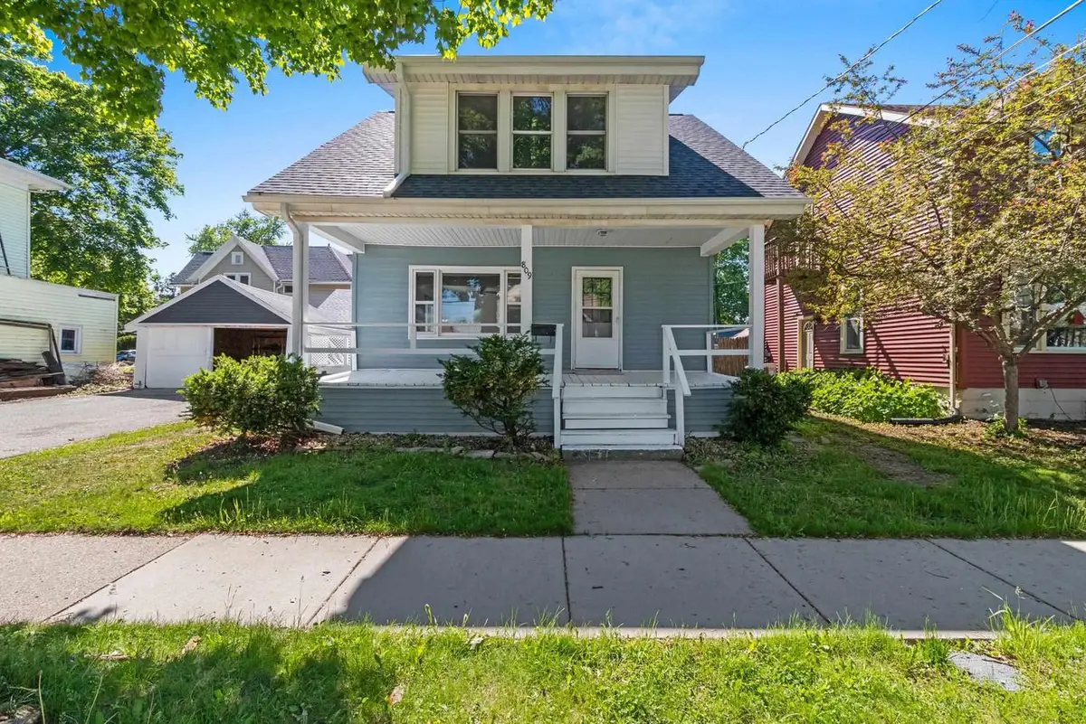 809 N DURKEE STREET, Appleton, WI 54911 - #1