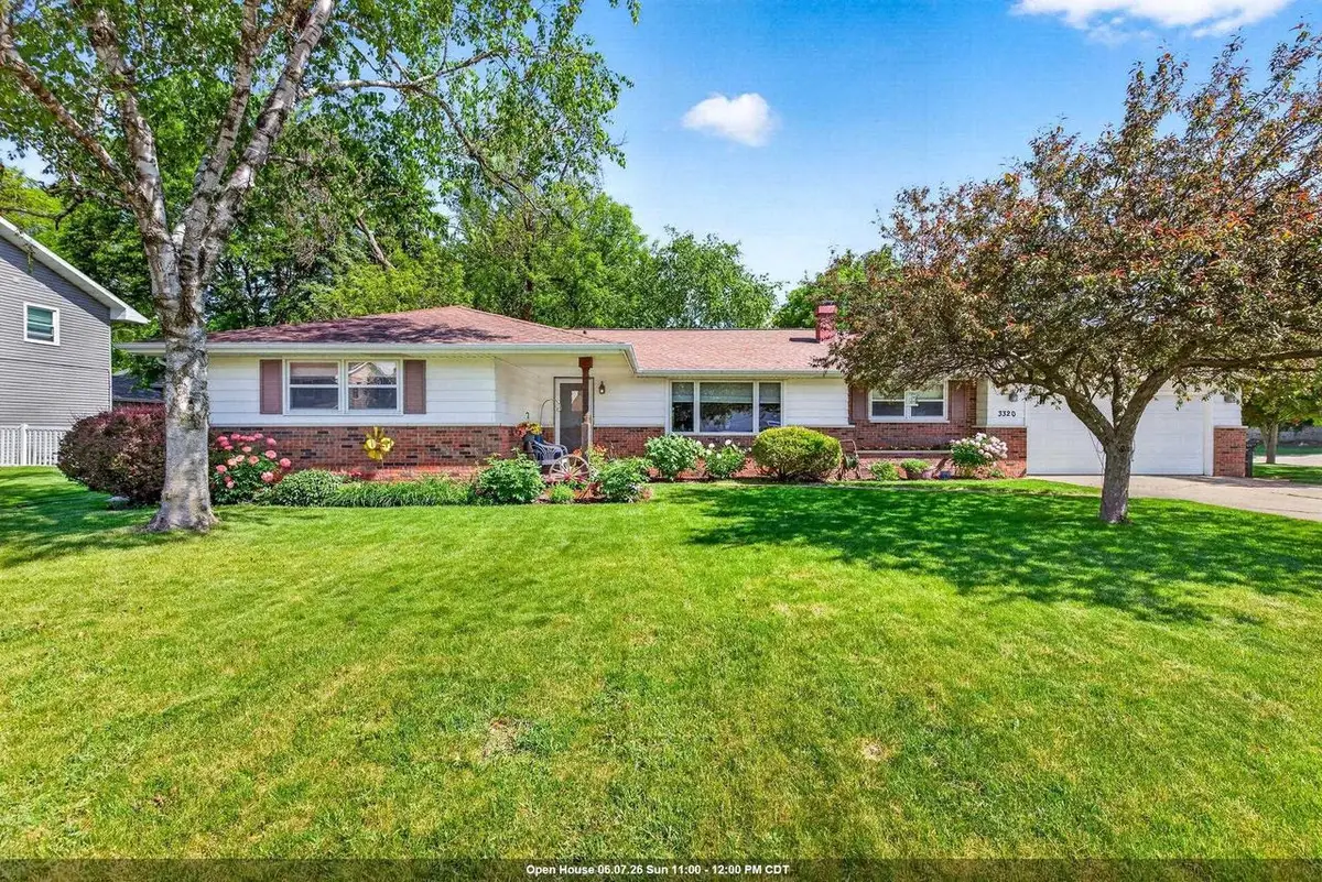 3320 CRESTVIEW DRIVE, Appleton, WI 54915 - #1