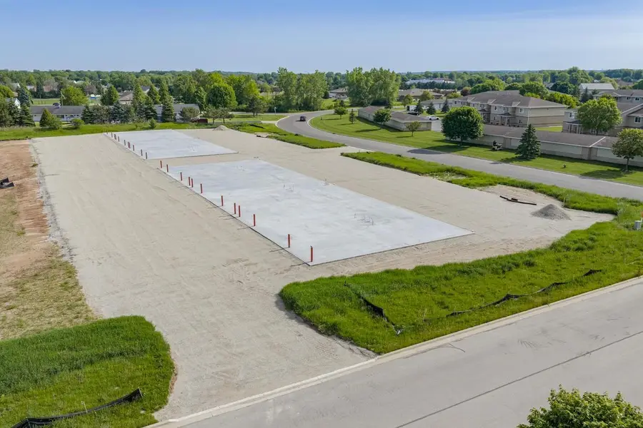 1662 SWAN ROAD, De Pere, WI 54115 - #2