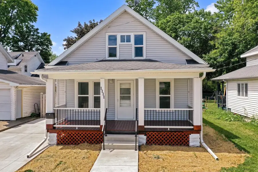 1111 MERRILL STREET, Oshkosh, WI 54901 - #3