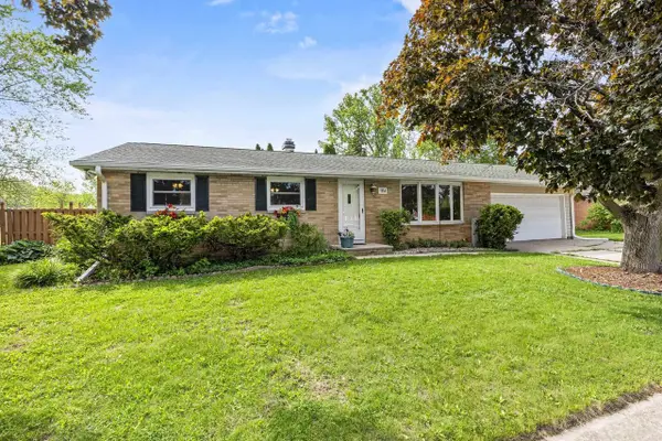 1114 BELLEVUE STREET, Green Bay, WI 54302
