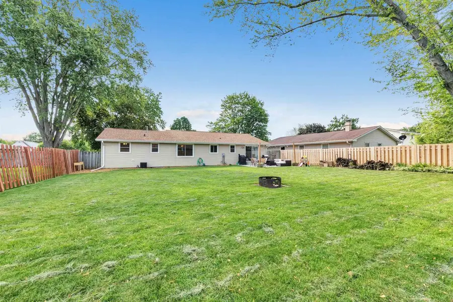 2316 SERENADE LANE, Green Bay, WI 54301 - #2