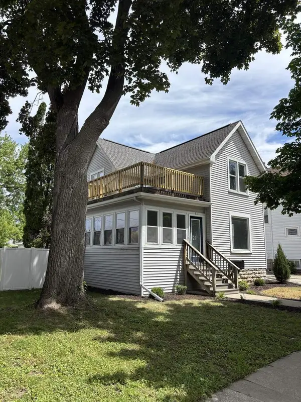 81 E 11TH STREET, Fond Du Lac, WI 54935