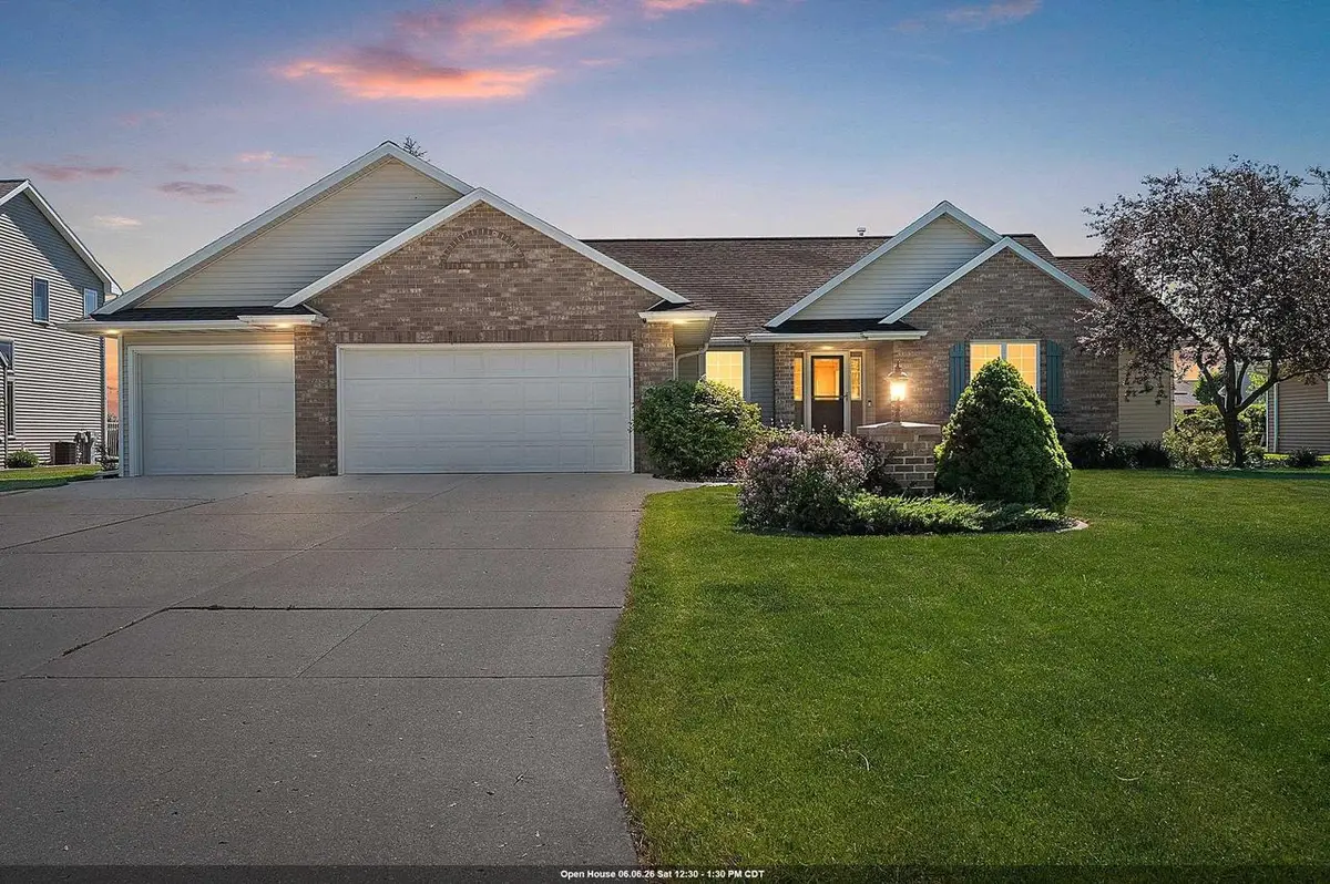 2133 WHEAT WAY, Green Bay, WI 54311 - #1