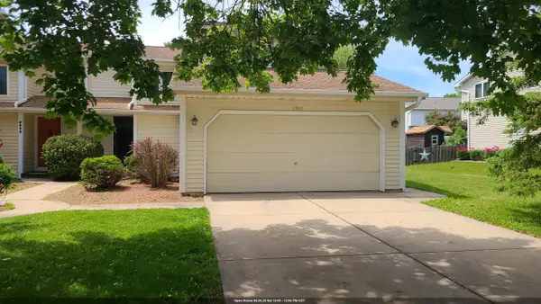 2390 CEDAR RIDGE COURT, Green Bay, WI 54313