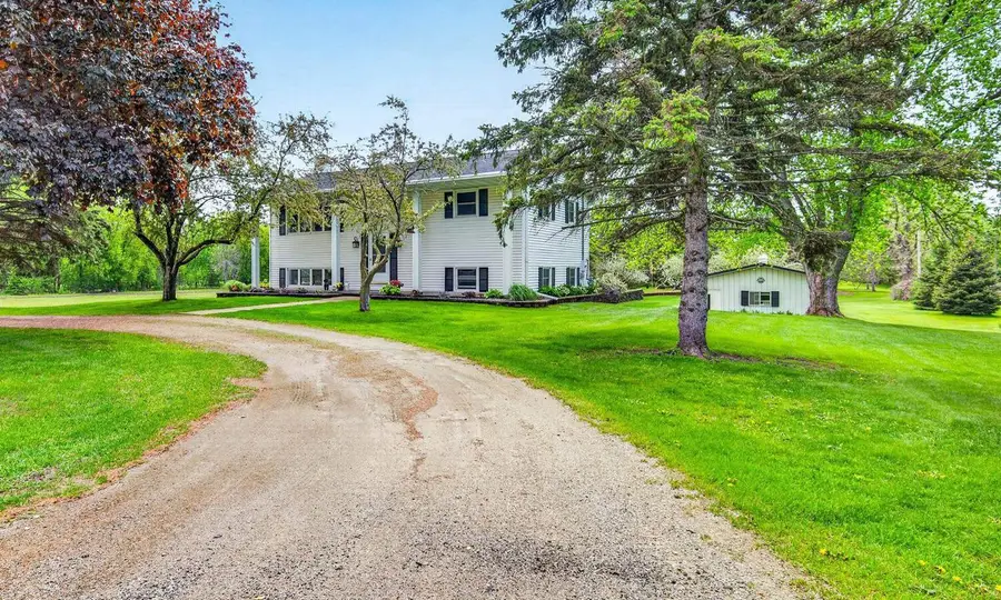 1858 OAKRIDGE ROAD, Neenah, WI 54956 - #3