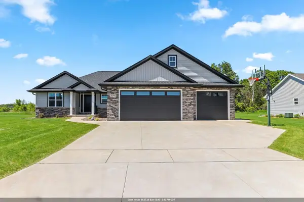 2174 POTTER DRIVE, De Pere, WI 54115