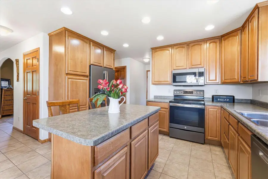 755 WEATHERSTONE DRIVE, Oshkosh, WI 54901 - #3