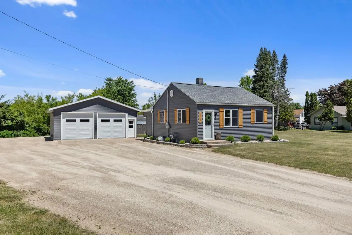 499 ELM STREET, Berlin, WI 54923 - #1