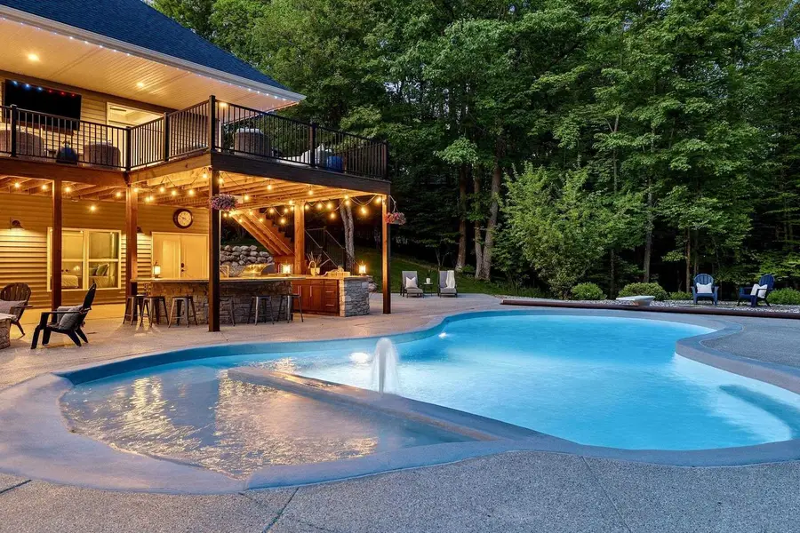 3413 BLACKBERRY LANE, Suamico, WI 54313 - #3
