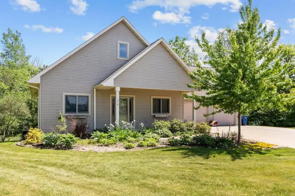 218 EMILY WAY, Hortonville, WI 54944