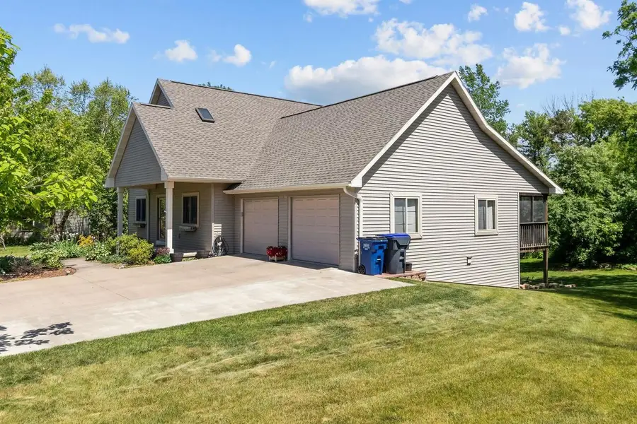 218 EMILY WAY, Hortonville, WI 54944 - #3