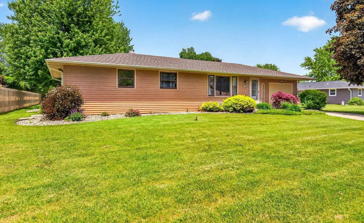 W1940 VANS COURT, Kaukauna, WI 54130 - #1