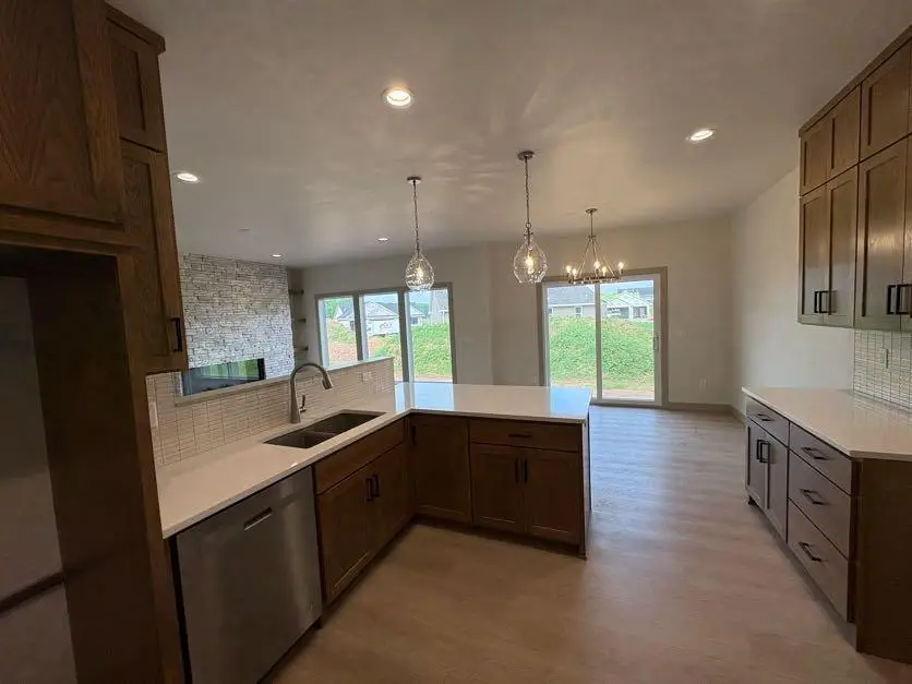 1399 CROSSROADS DRIVE, De Pere, WI 54115 - #3