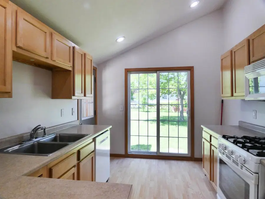 1224 WIRTZ AVENUE, Green Bay, WI 54304 - #3