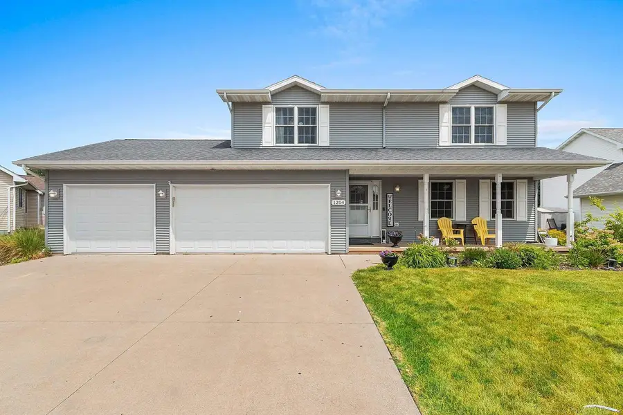 1204 FAIRFAX STREET, Oshkosh, WI 54904 - #2