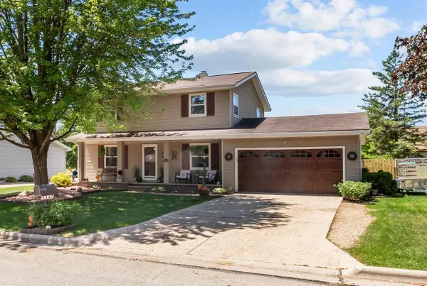1147 GREEN ACRES LANE, Neenah, WI 54956