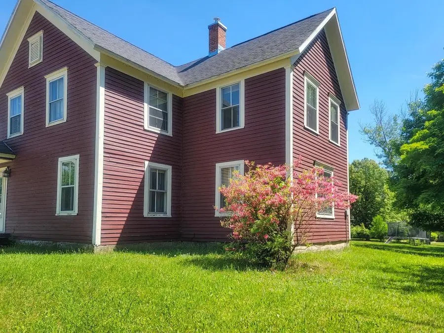 390 WATER STREET, Iola, WI 54945 - #2