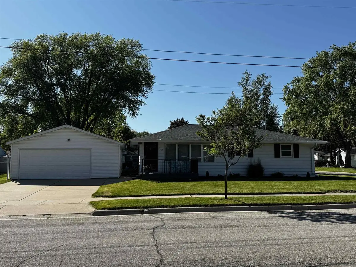 1404 SPENCE STREET, Green Bay, WI 54304 - #1