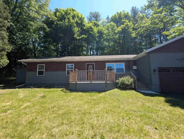 462 N 7TH PLACE, Sturgeon Bay, WI 54235