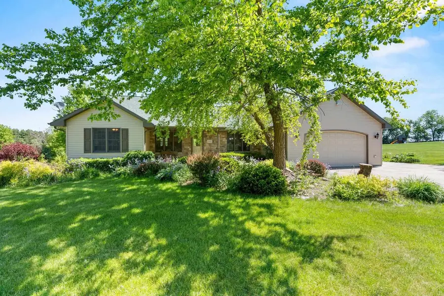 N2672 BUTTERNUT ROAD, Hortonville, WI 54944 - #2