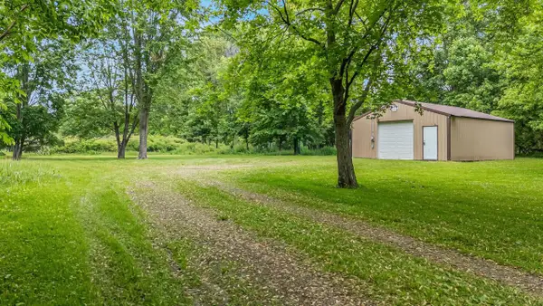 825 WELCOME ROAD, Menasha, WI 54952
