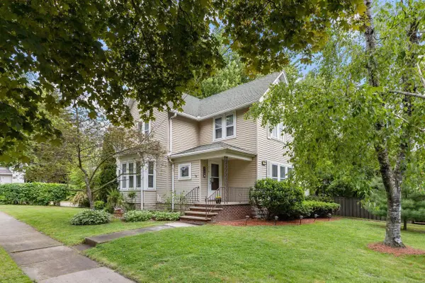 719 S STATE STREET, Appleton, WI 54911