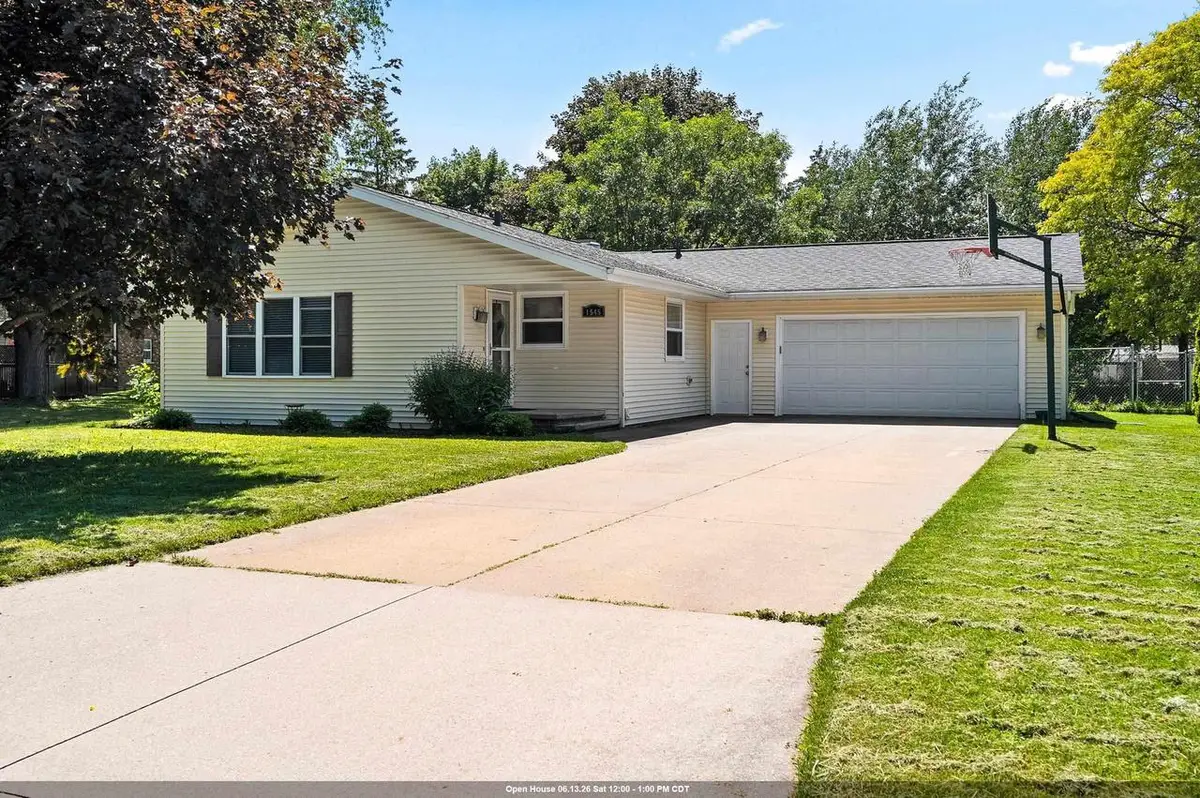 1545 N BLOSSOM DRIVE, Appleton, WI 54914 - #1