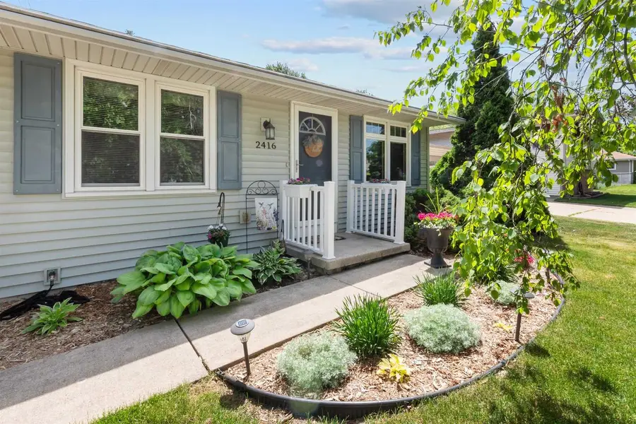 2416 N ELINOR STREET, Appleton, WI 54914 - #3