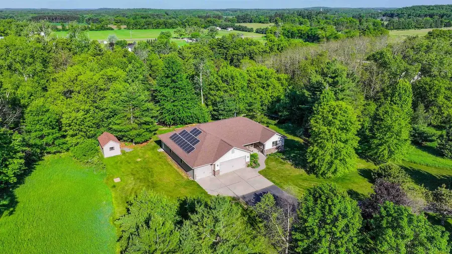 E3093 HIGH POINT RIDGE DRIVE, Waupaca, WI 54981 - #2