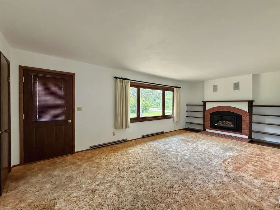 N110 WEIR ROAD, Berlin, WI 54923 - #2