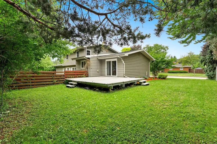 1618 S RIVERDALE DRIVE, Appleton, WI 54914 - #3