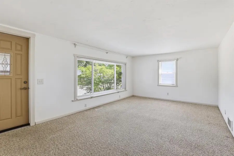 521 E CALUMET STREET, Appleton, WI 54915 - #2